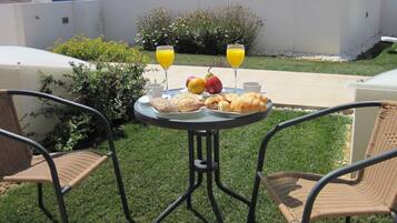 Comfort Double Room, Terrace | Outdoor dining