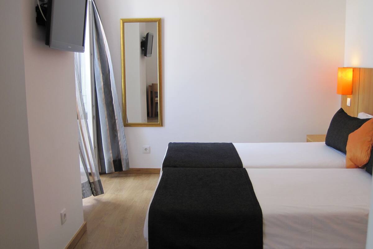 comfort double room | 1 bedroom, minibar, in-room safe, desk