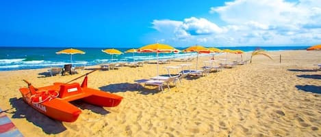 Beach nearby, sun loungers, beach umbrellas, beach bar