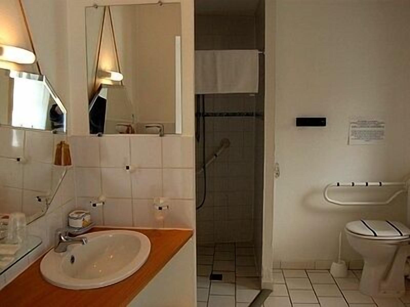 Free toiletries, hair dryer