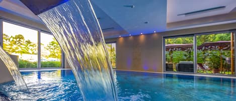 2 indoor pools, open 7:00 AM to 8:00 PM, sun loungers