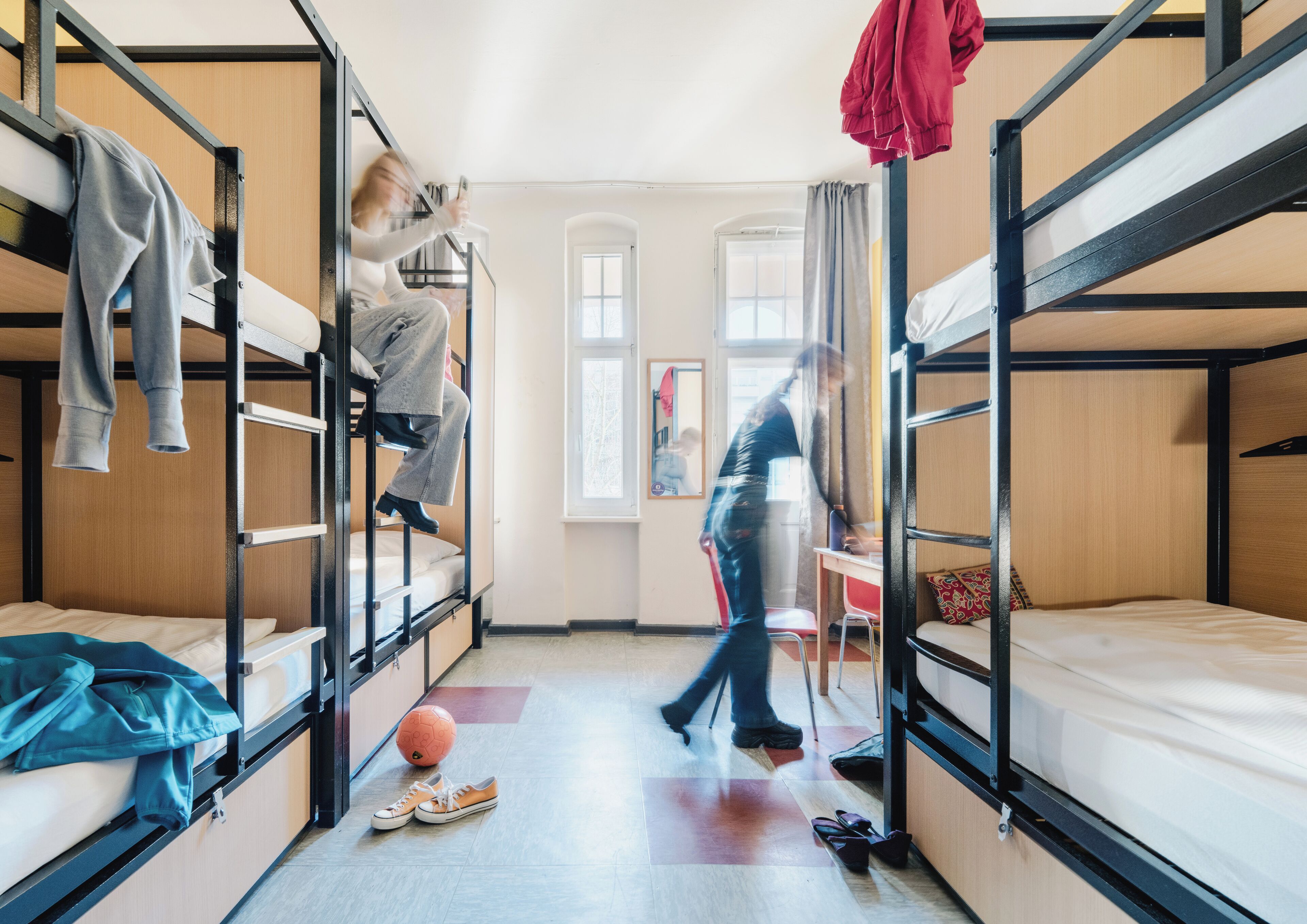 Bed(s) in a Dorm for 6, Shared Bathroom | Bathroom | Shower