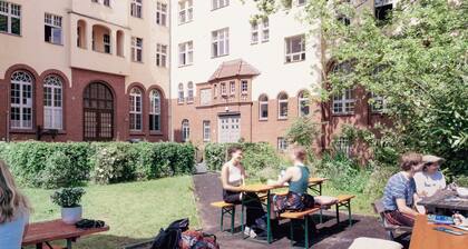 Three Little Pigs Hostel Berlin