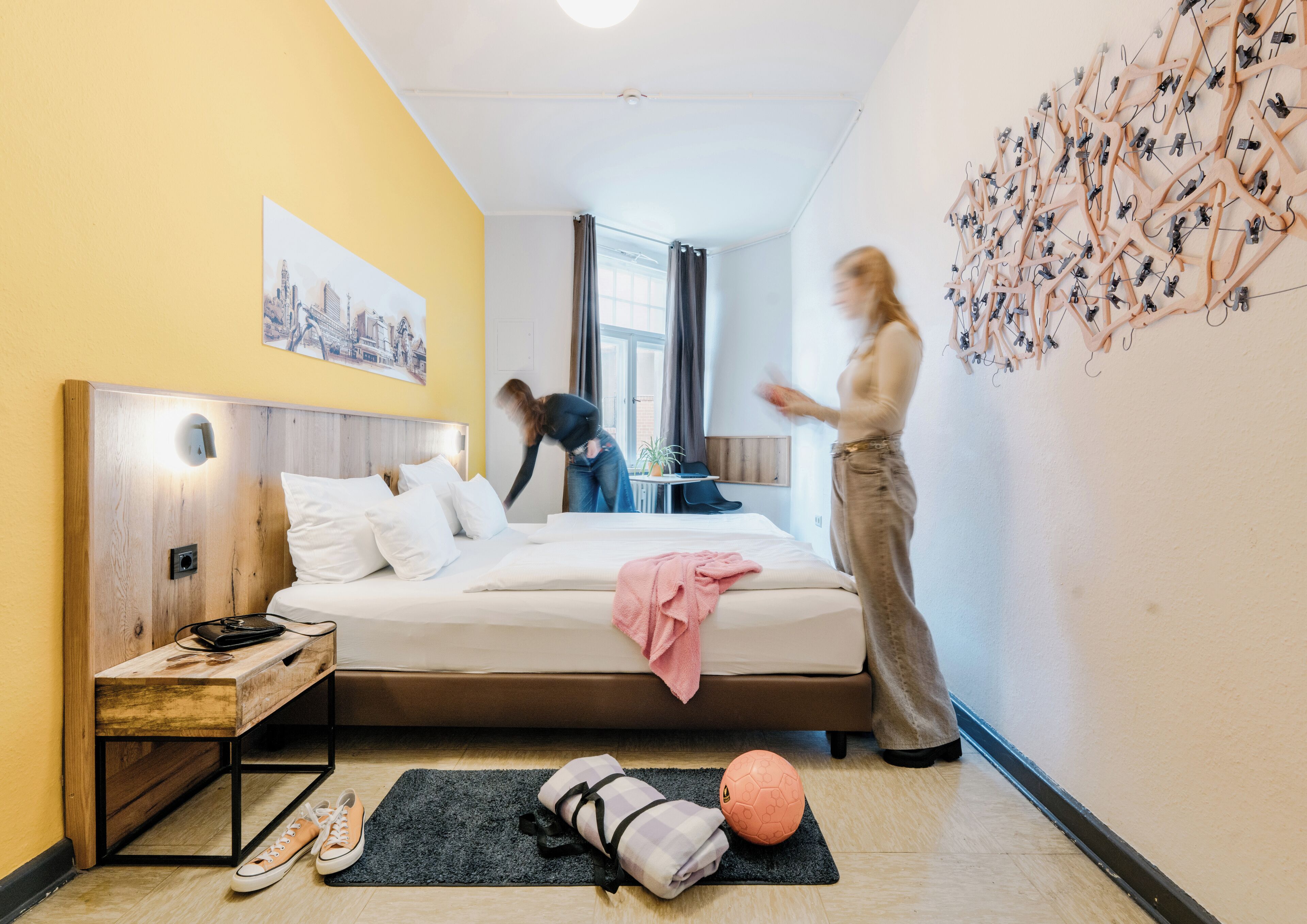 Double Room, Shared Bathroom | In-room safe, individually furnished, blackout drapes, free WiFi