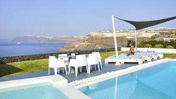 Serenity Villa with Caldera View, Heated Pool & Hot tub in Private Garden | Alberca privada