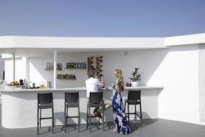 Bar (on property) - Santorini Princess Presidential Suites (Santorini)