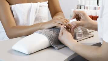 双人护理室、热水浴缸、身体护理、芳香疗法、深层组织按摩、身体磨砂