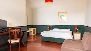 1 chambre, literie hypoallergénique, couette en duvet d'oie, minibar