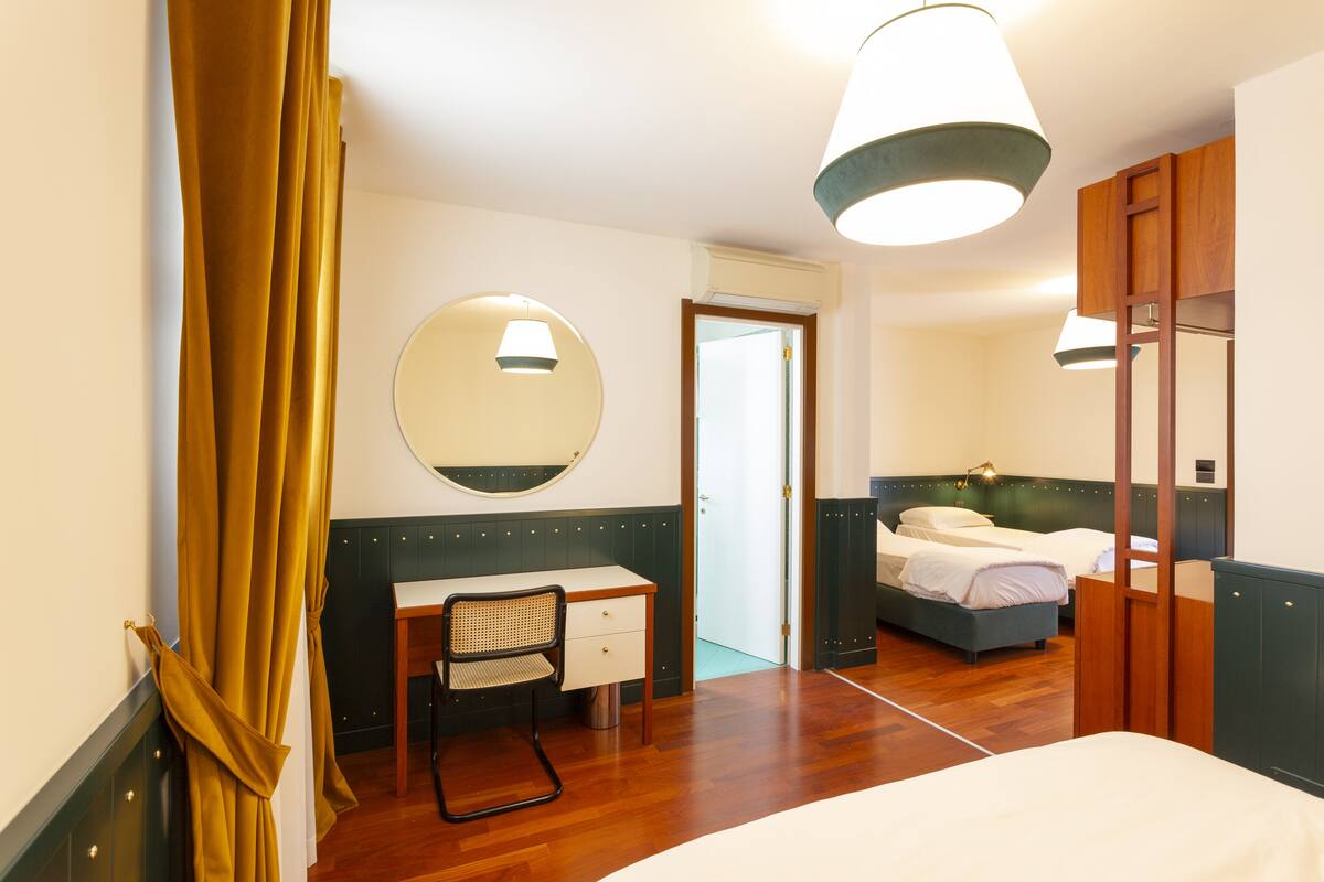 quadruple room, private bathroom | 1 bedroom, hypo-allergenic bedding, down duvets, minibar