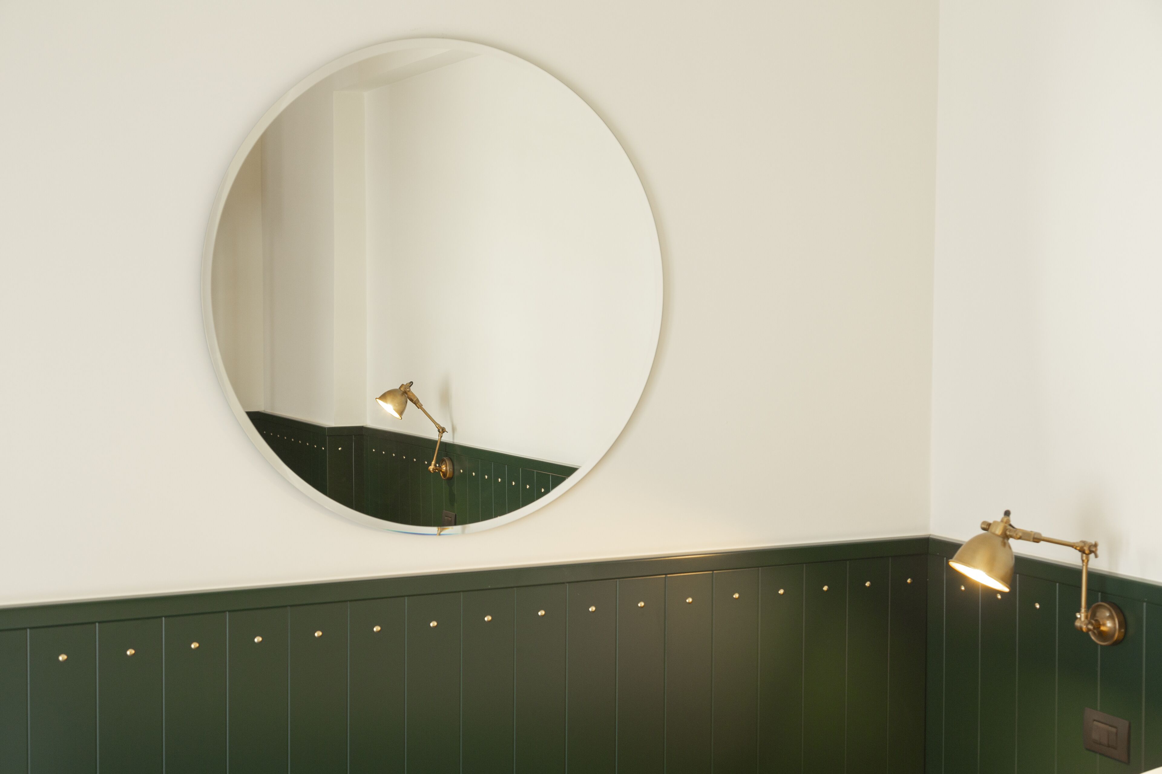 1 bedroom, hypo-allergenic bedding, down duvets, minibar