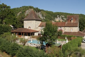 Property grounds - Hotel La Truite Doree (Saint Gery-Vers)