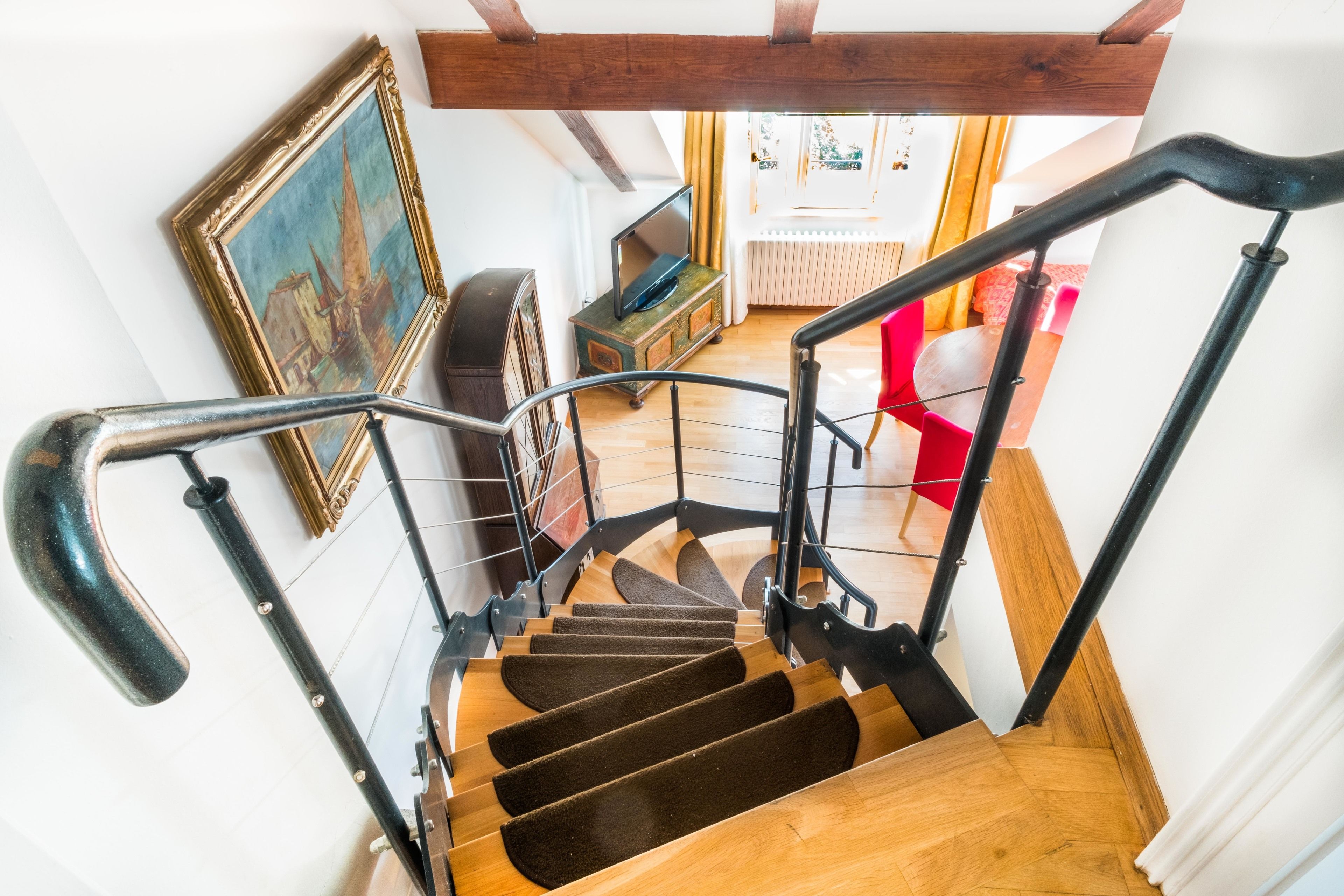 Suite | Baño | Tina con regadera, secadora de cabello, toallas 