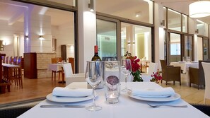 Breakfast and dinner served, Greek cuisine
