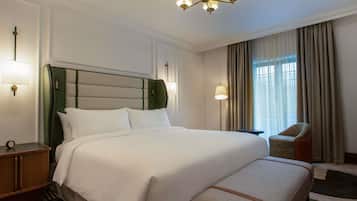 Premium bedding, pillow-top beds, minibar, in-room safe