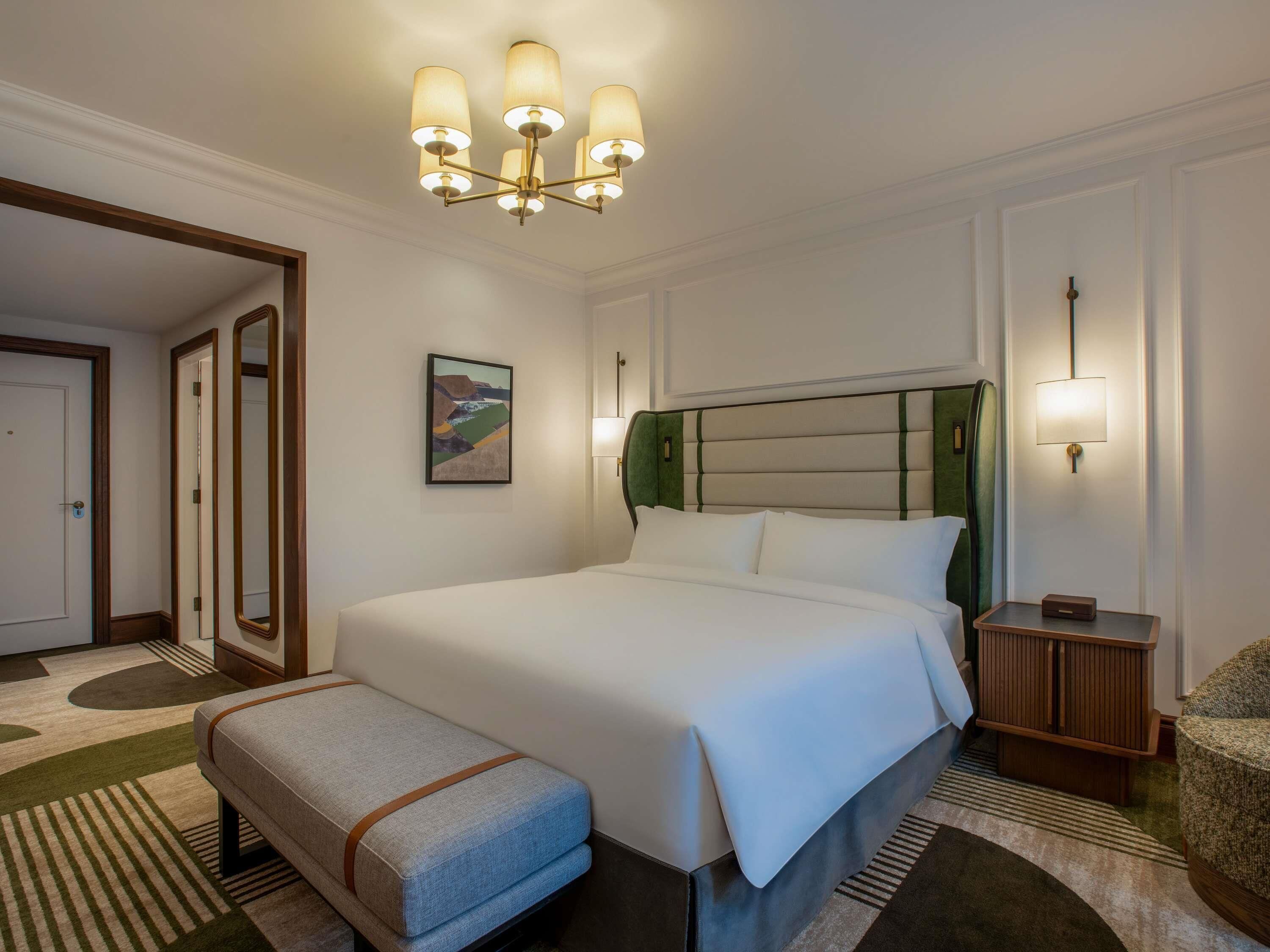 Literie de qualité supérieure, surmatelas, minibar