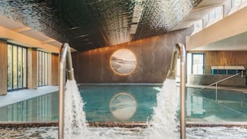 Indoor pool, outdoor pool, open 7:00 AM to 9:00 PM, free pool cabanas