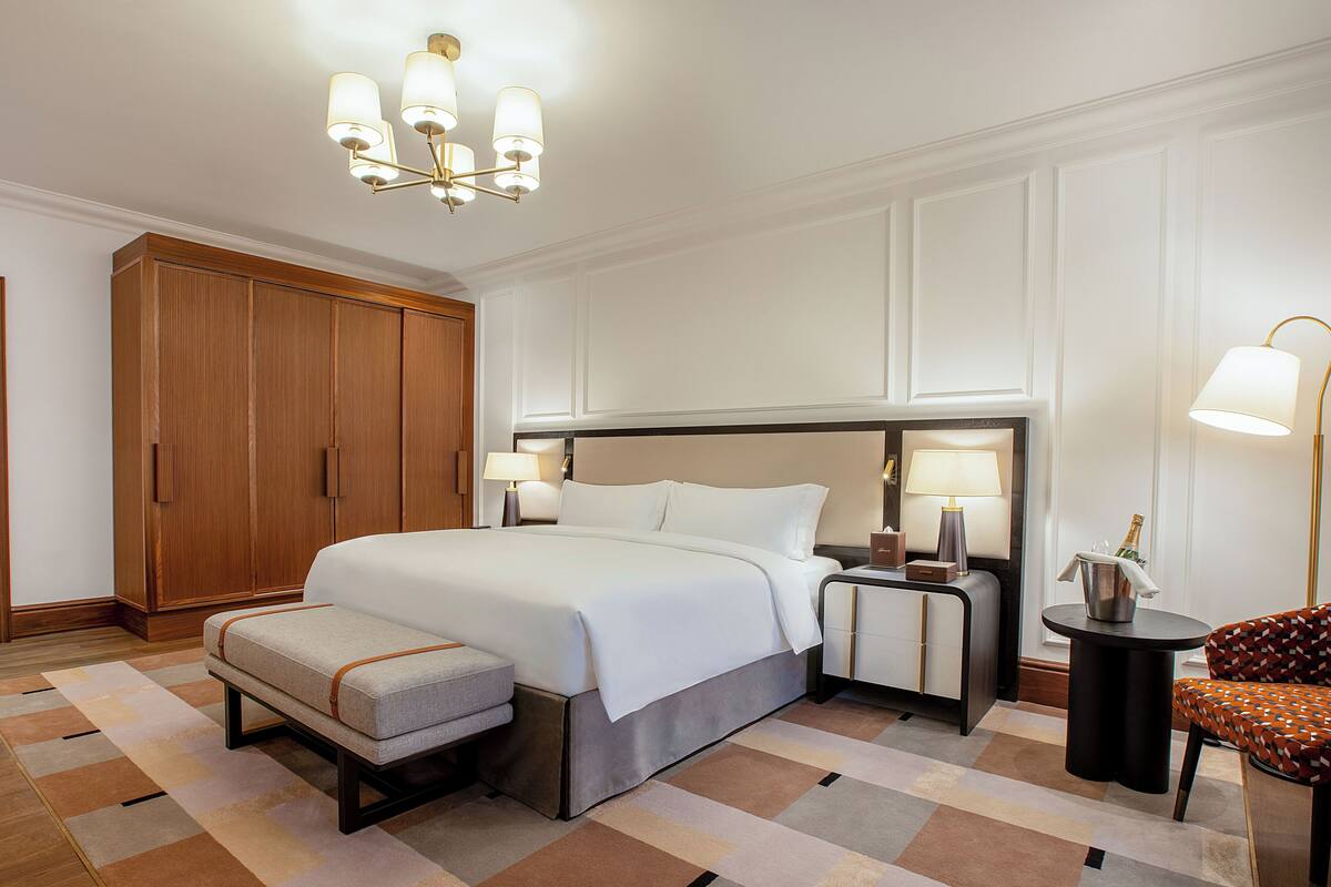Premium bedding, down duvets, pillow-top beds, minibar