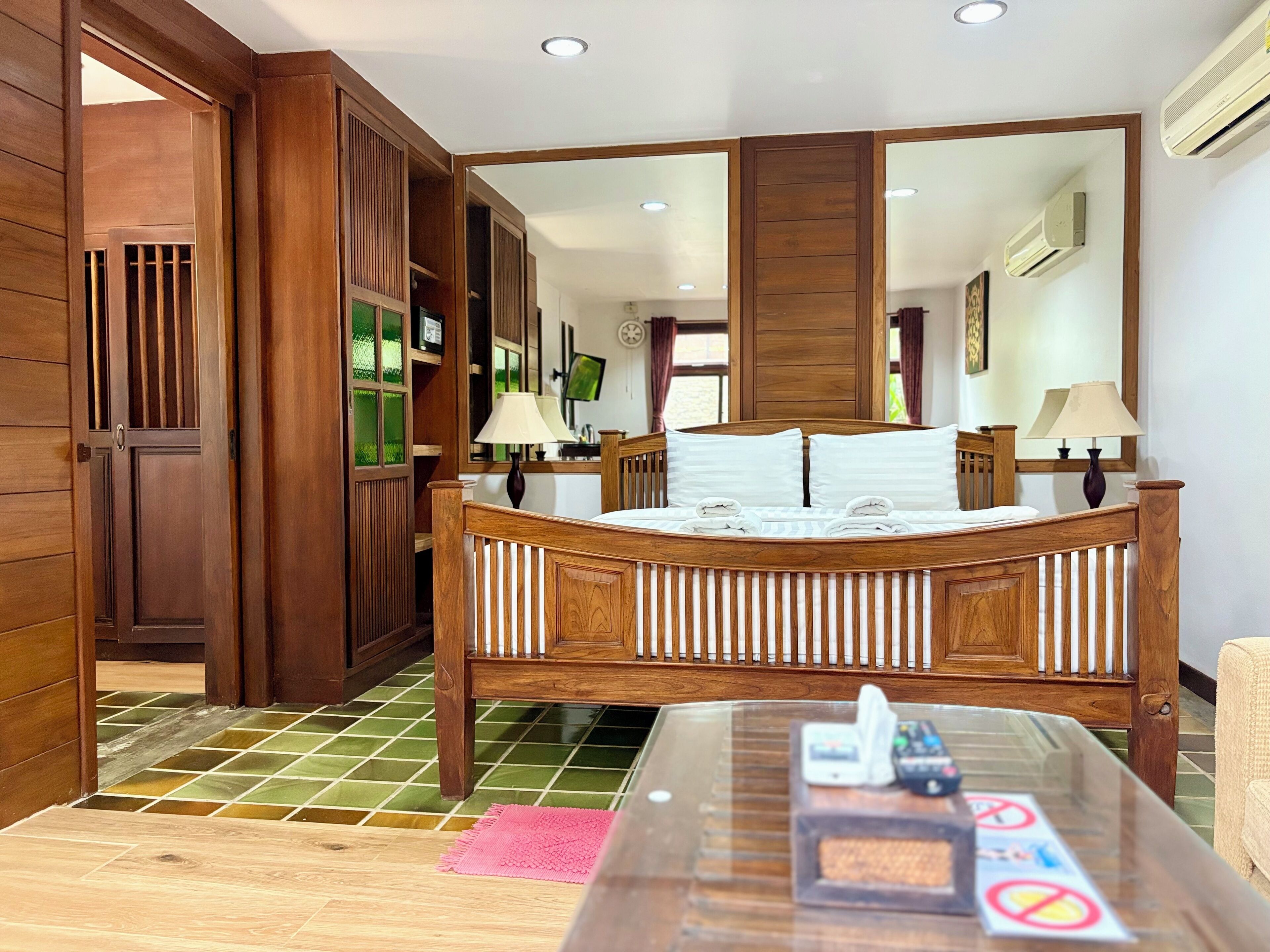 Photo - Shewe Wana Boutique Hotel