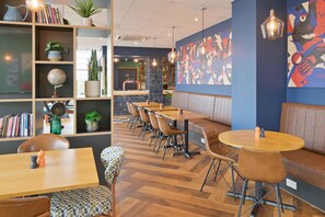 Restaurant - Travelodge Gloucester (Gloucester)