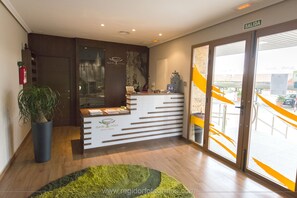 Reception - Hotel Y Apartamentos Quinto Cecilio (Medellin)