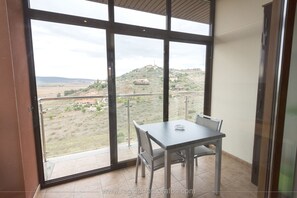 Apartment, 2 Bedrooms | Living area | LCD TV - Hotel Y Apartamentos Quinto Cecilio (Medellin)