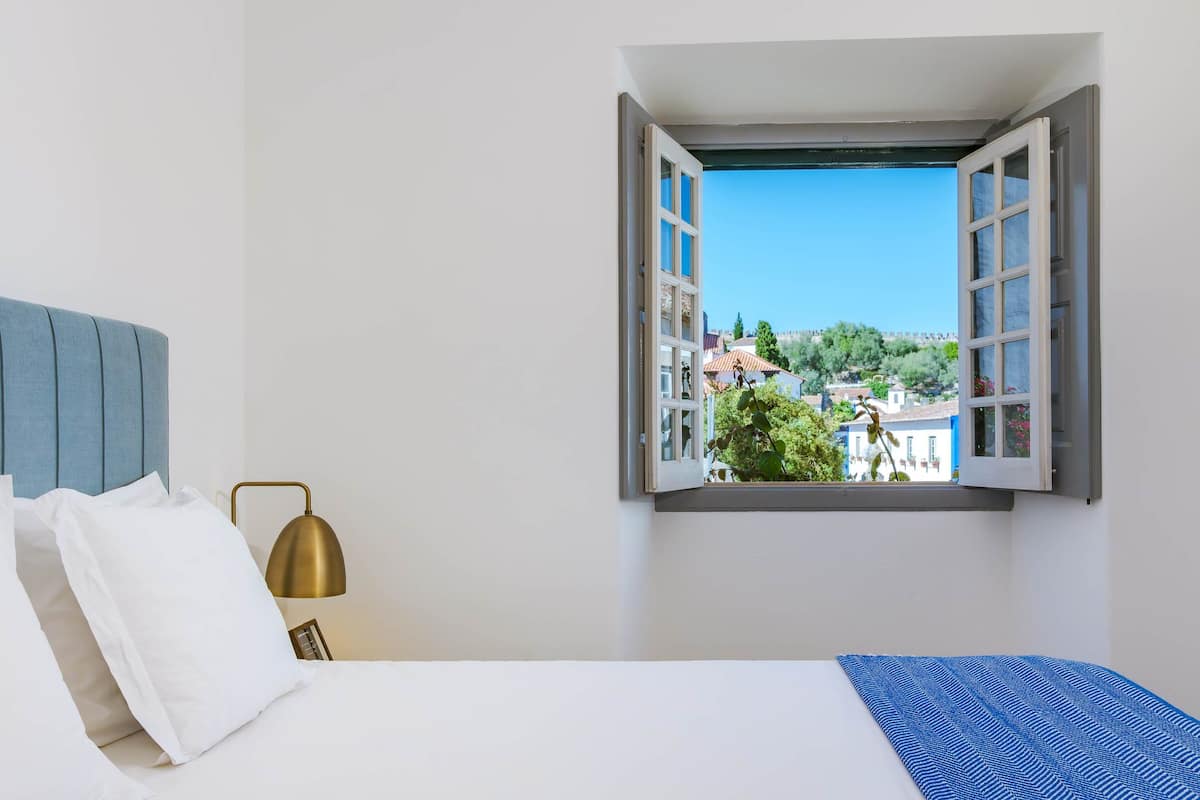 Minibar, in-room safe, desk, blackout curtains