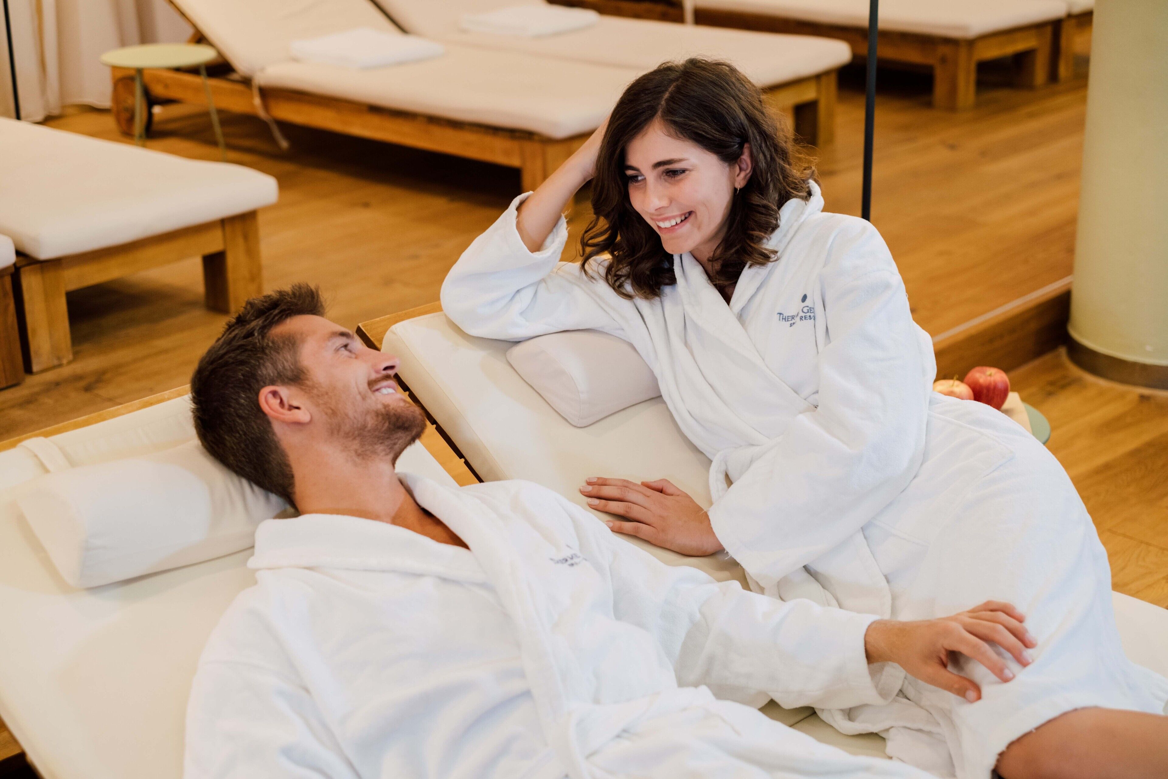 couples treatment room(s), sauna, hot tub, steam room