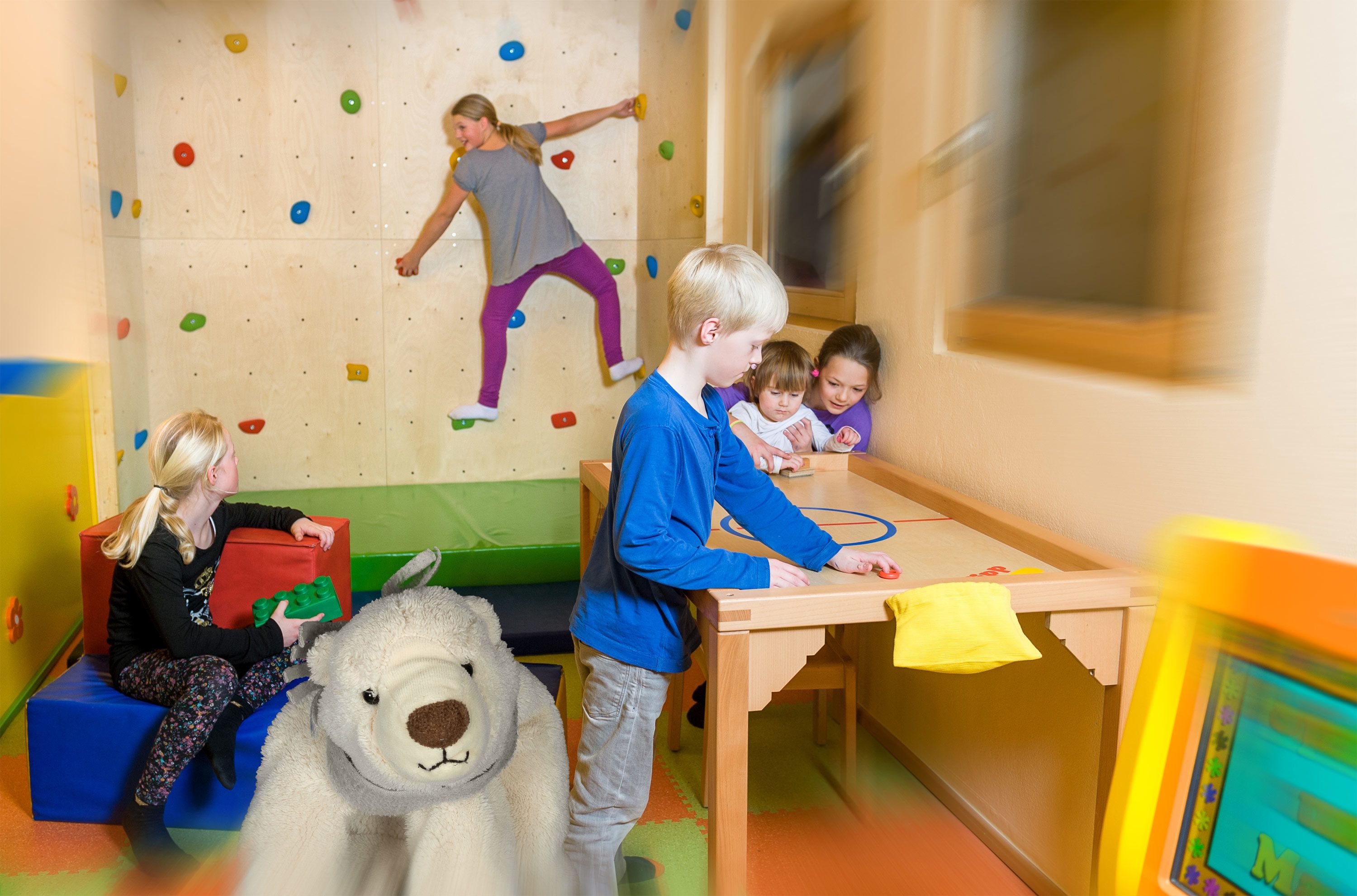 children’s play area – indoor