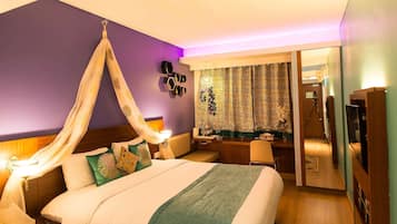 Memory foam beds, minibar, in-room safe, desk