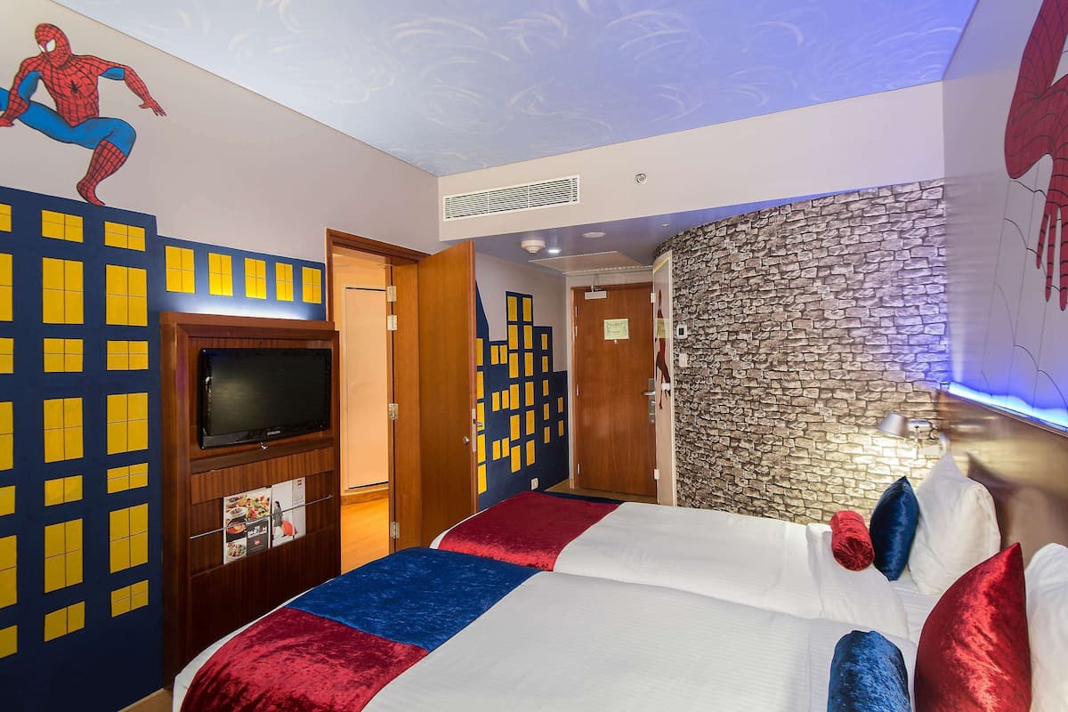 Standard Twin Room, 2 Twin Beds (Extra Benefits) | Memory foam beds, minibar, in-room safe, desk