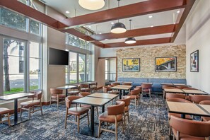 Restaurant - Hyatt Place Riverside Downtown (Riverside)