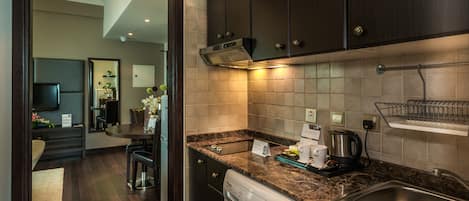In-room safe, desk, soundproofing, iron/ironing board