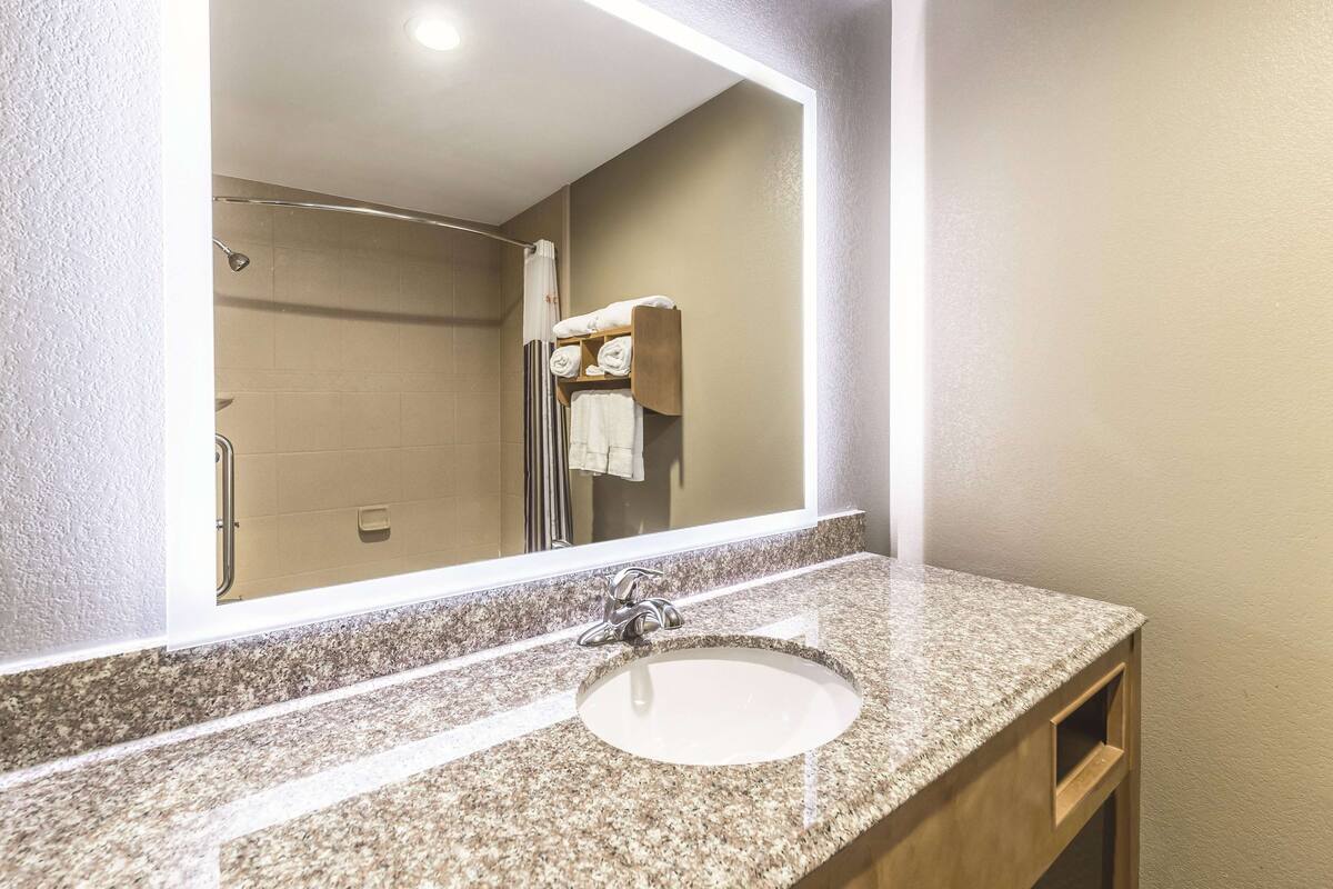 deluxe room, multiple beds, non smoking | premium bedding, pillow-top beds, desk, blackout curtains