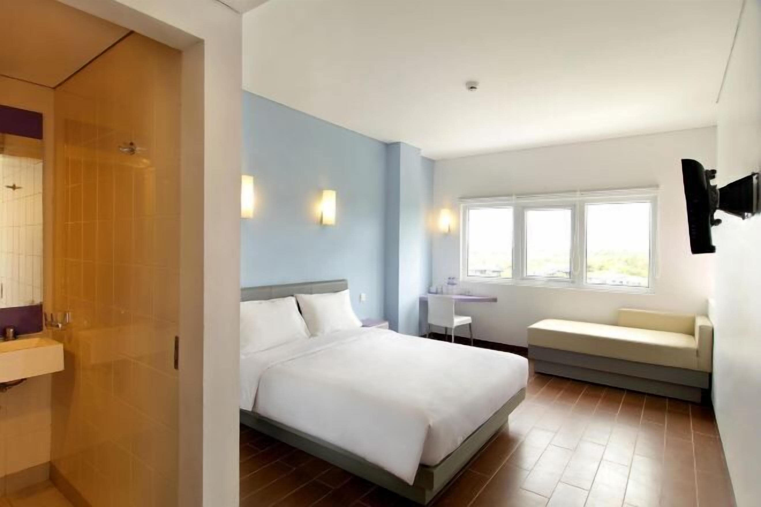 Coffres-forts dans les chambres, bureau, Wi-Fi gratuit, draps fournis