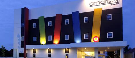 Front of property – evening/night