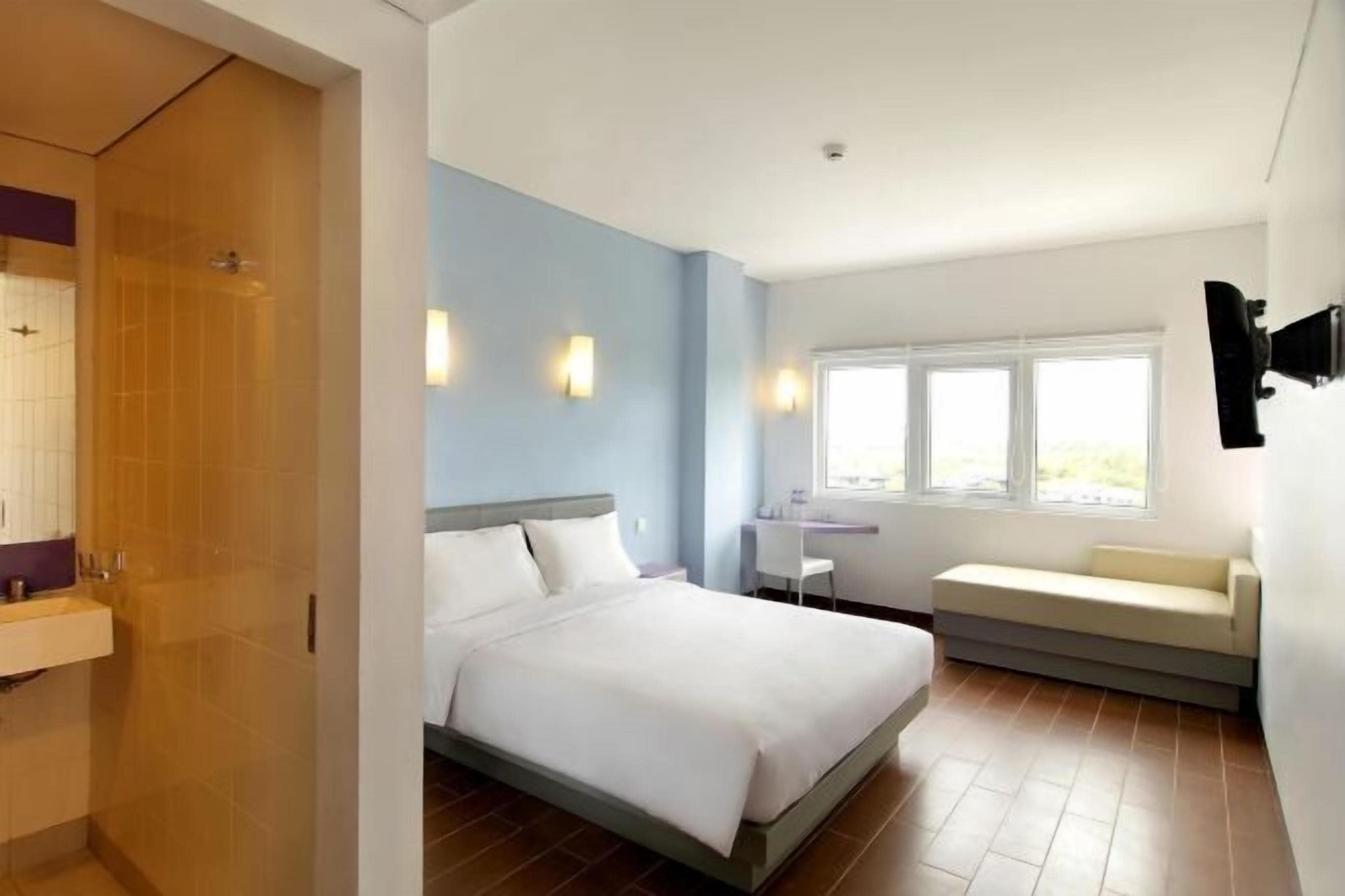 Coffres-forts dans les chambres, bureau, Wi-Fi gratuit, draps fournis