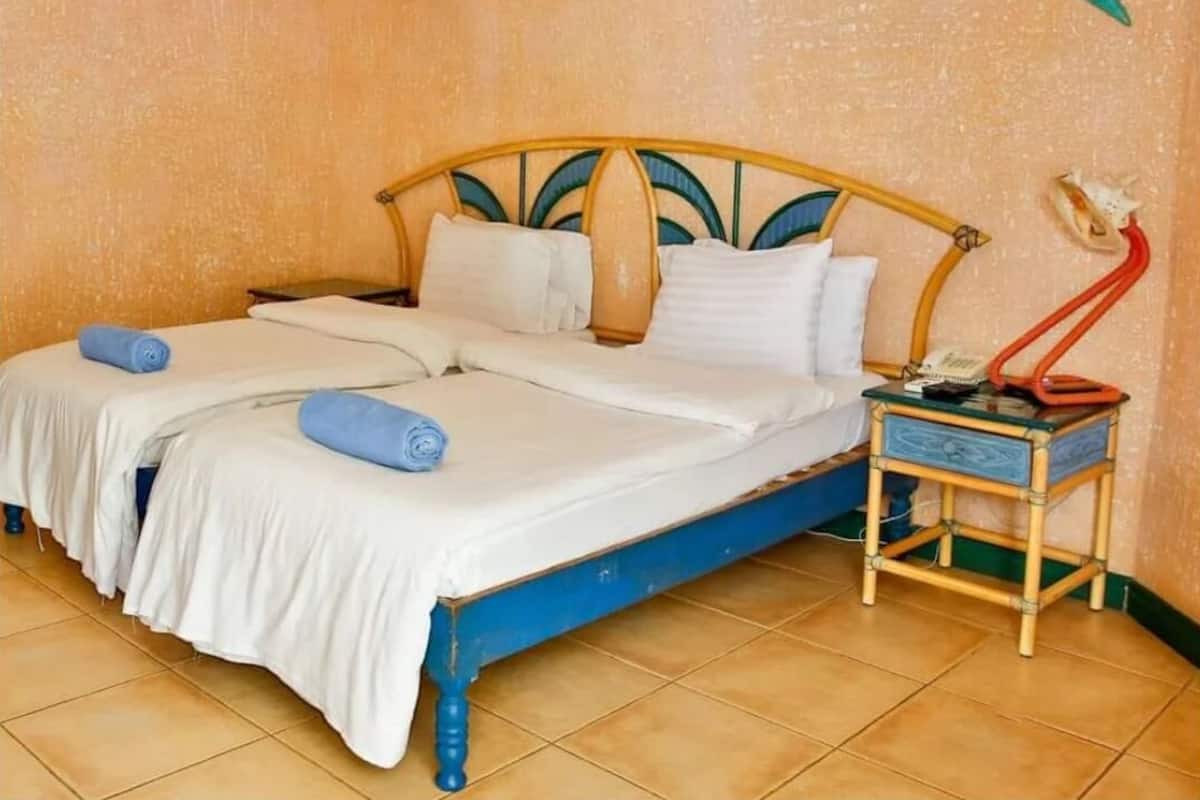 Individually decorated, desk, free WiFi, bed sheets