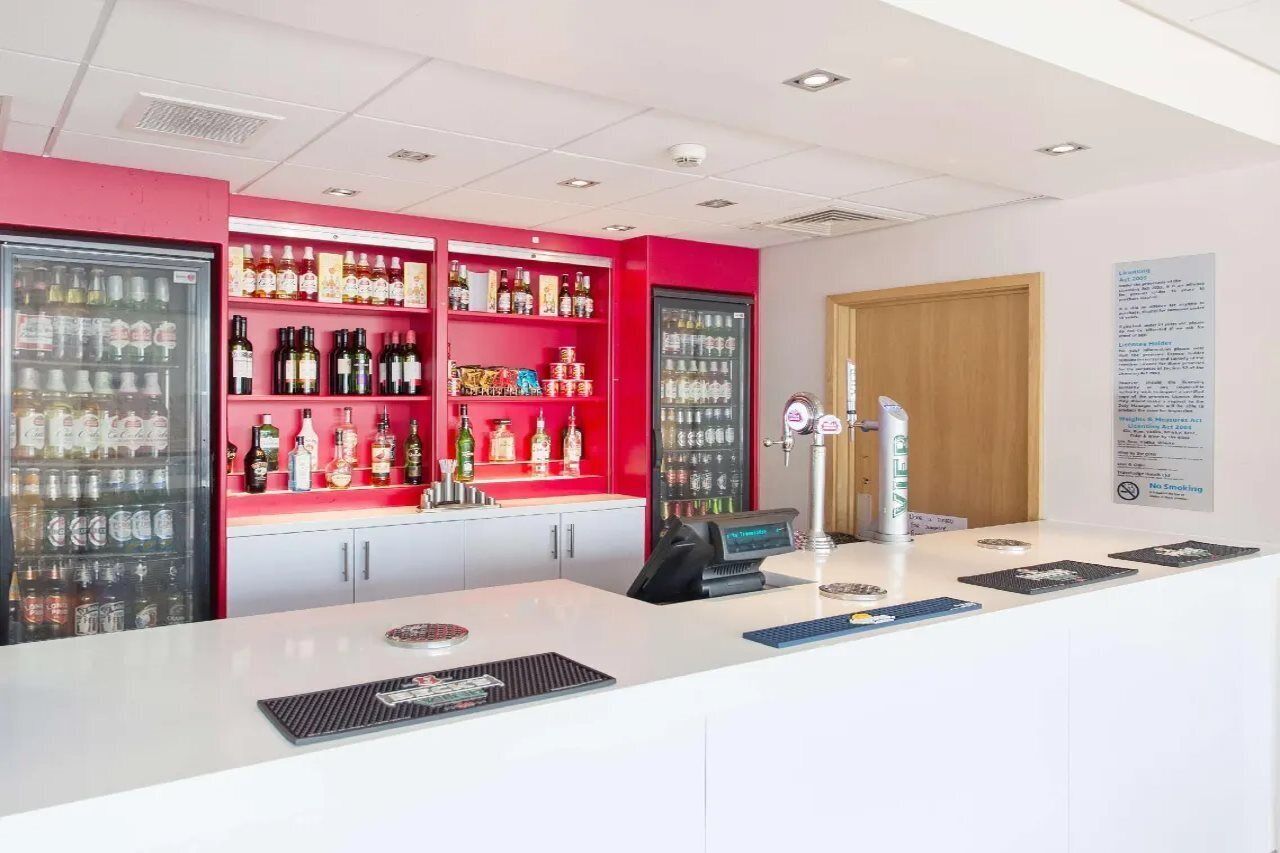 Bar (in der Unterkunft)