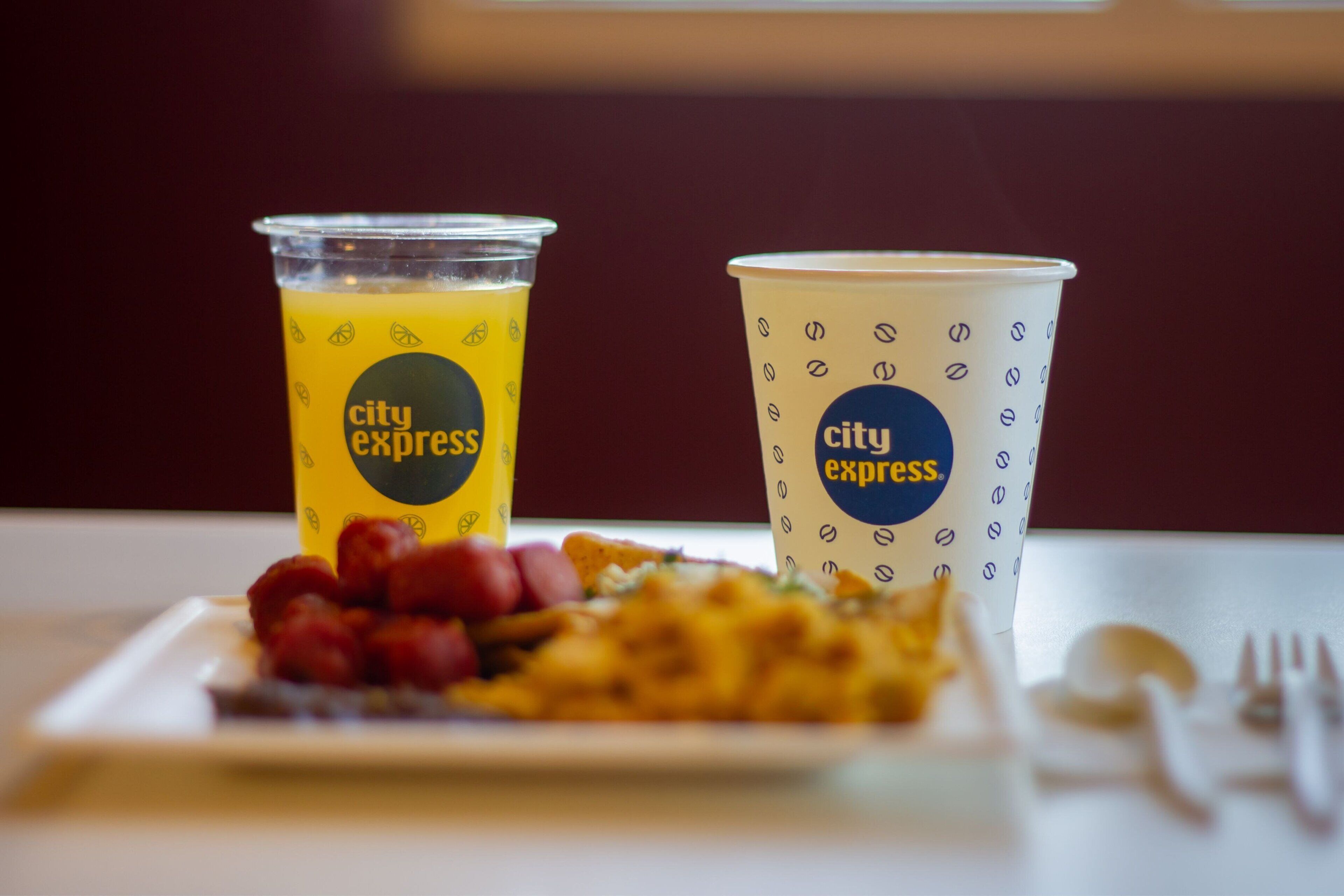 free daily full breakfast