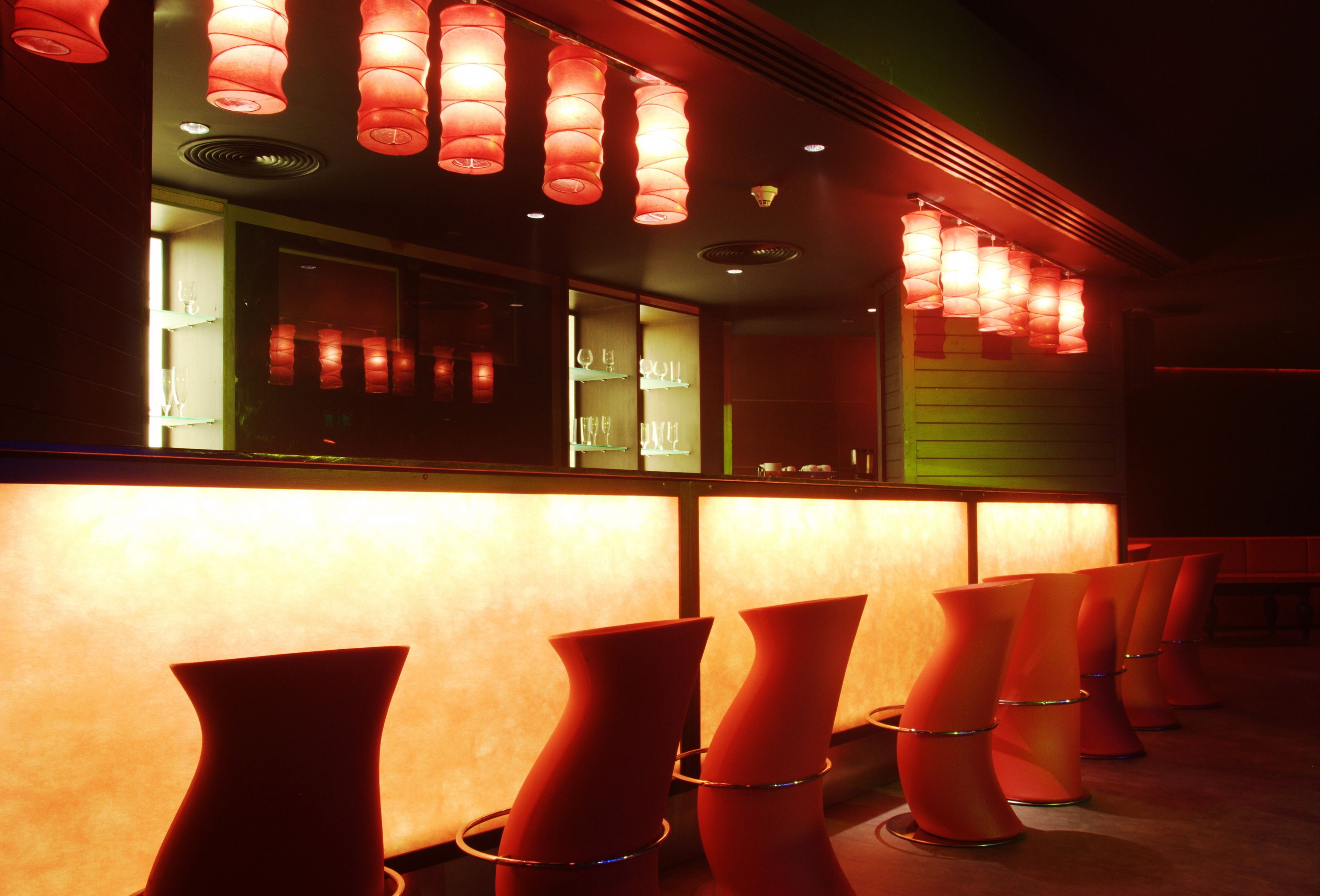 3 bars/lounges, poolside bar, beach bar