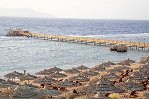 Private beach, free beach cabanas, sun loungers, beach umbrellas