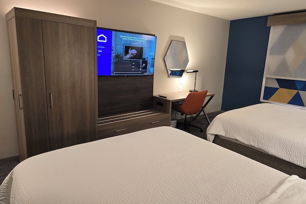 Premium bedding, down comforters, Tempur-Pedic beds, in-room safe