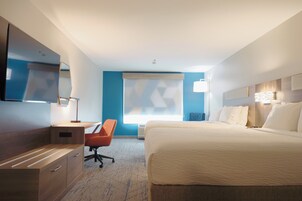 Habitación estándar, 2 camas de matrimonio | Ropa de cama de alta calidad y edredones de plumas