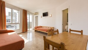 Unclassified image, 3 of 90, button - Magalluf Playa Apartments - Adults Only (Calvia)