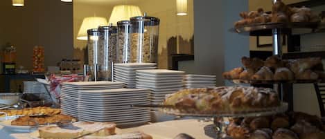 Petit déjeuner buffet compris tous les jours