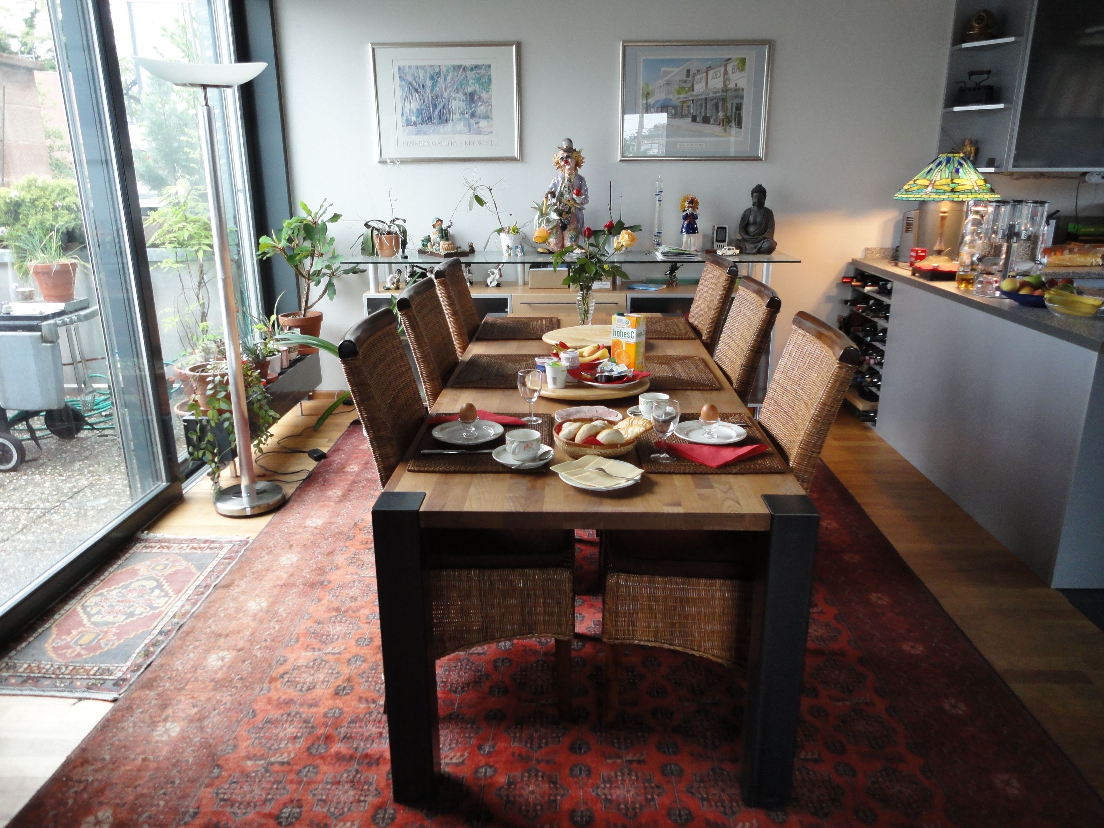 Free daily full breakfast