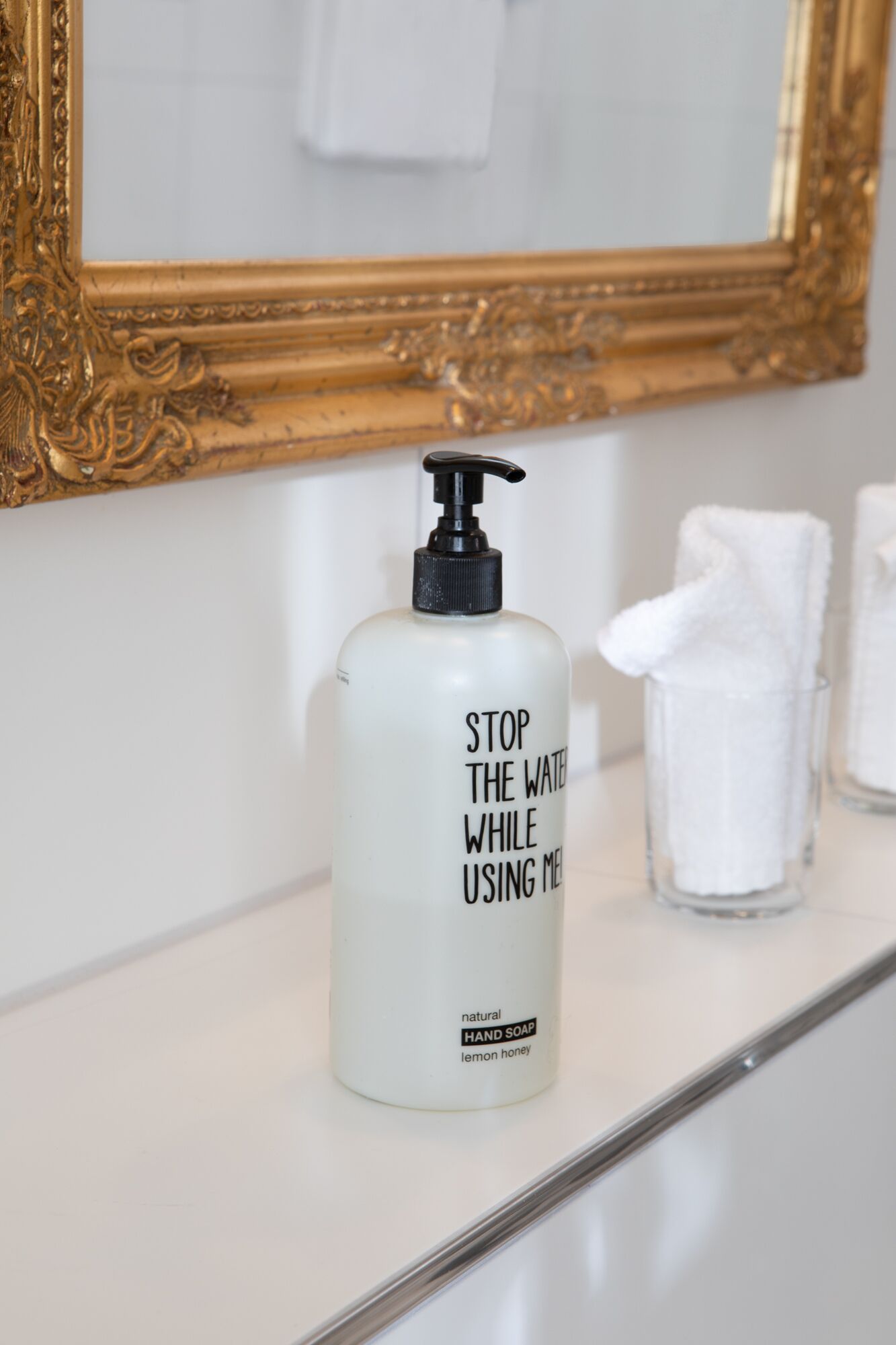 standard single room | bathroom | free toiletries, hair dryer, towels