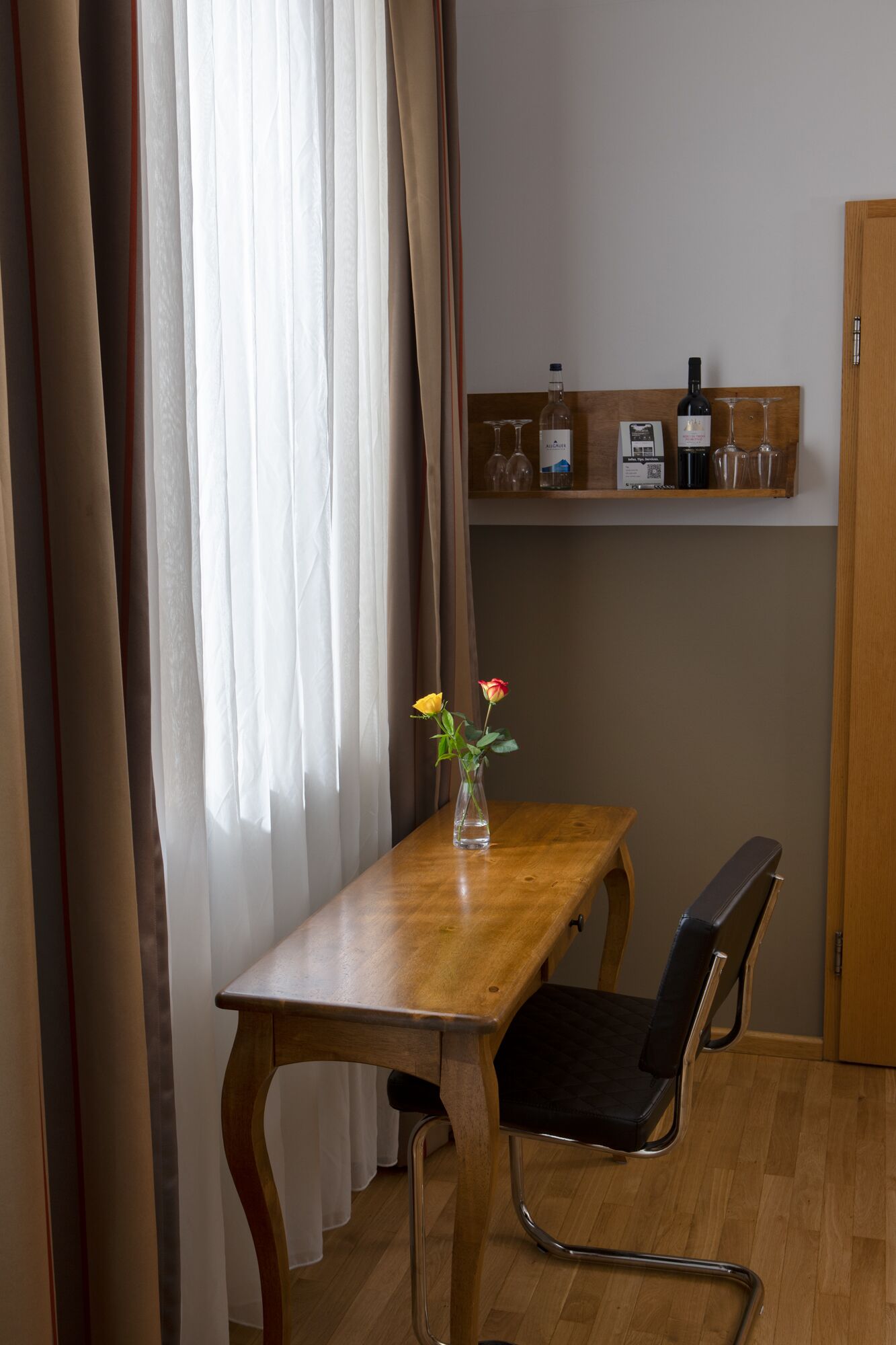 standard double room | 1 bedroom, hypo-allergenic bedding, desk, free cots/infant beds