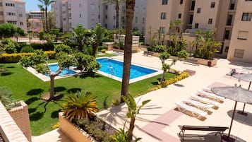 Standardlejlighed - 1 soveværelse - balkon - udsigt til pool | Udsigt fra værelset