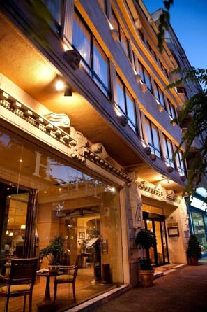 Front of property – evening/night